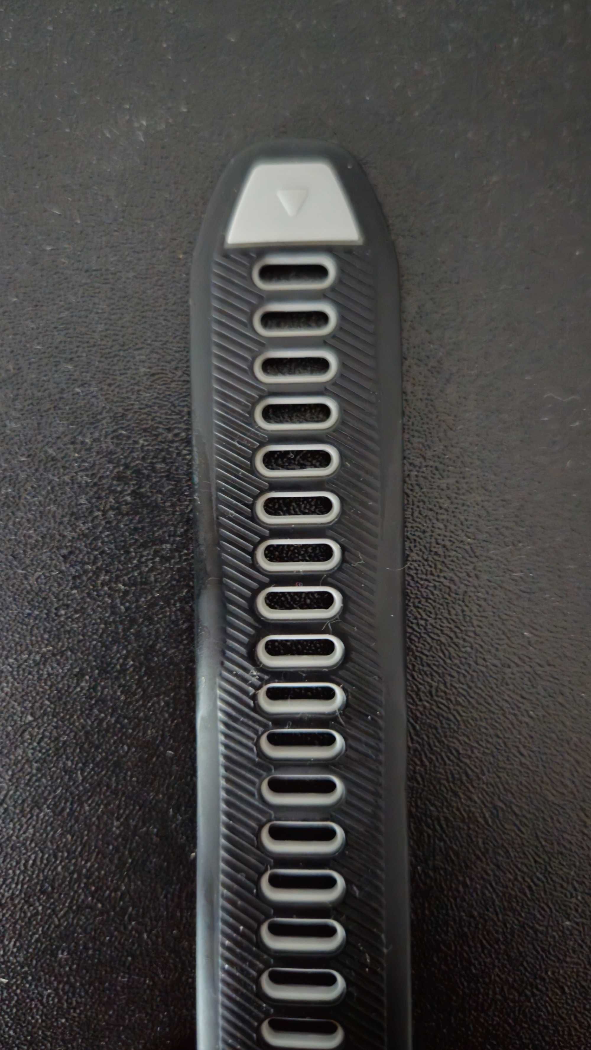 Oryginalny pasek Garmin Forerunner 965
