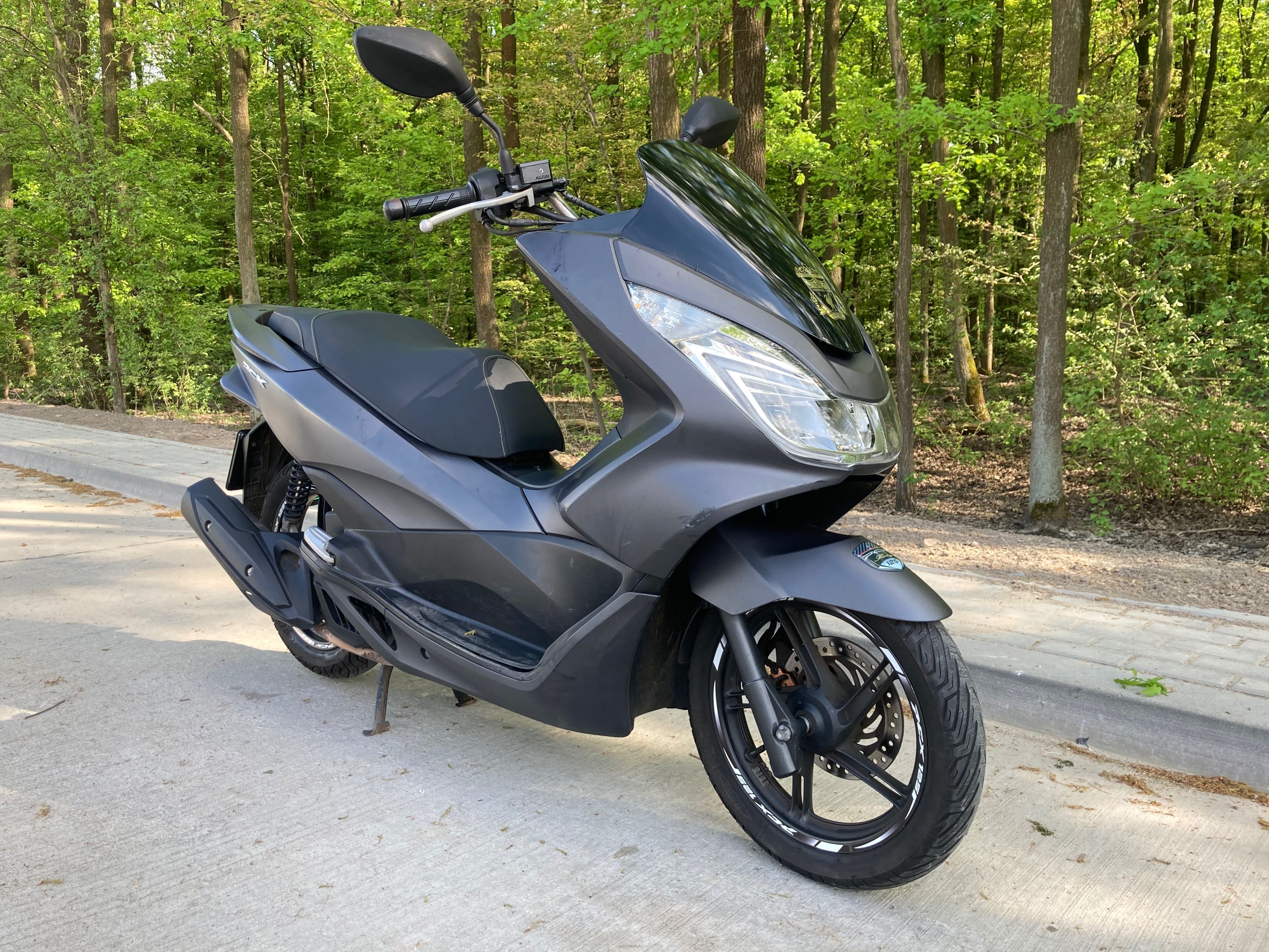 Skuter Honda PCX 125