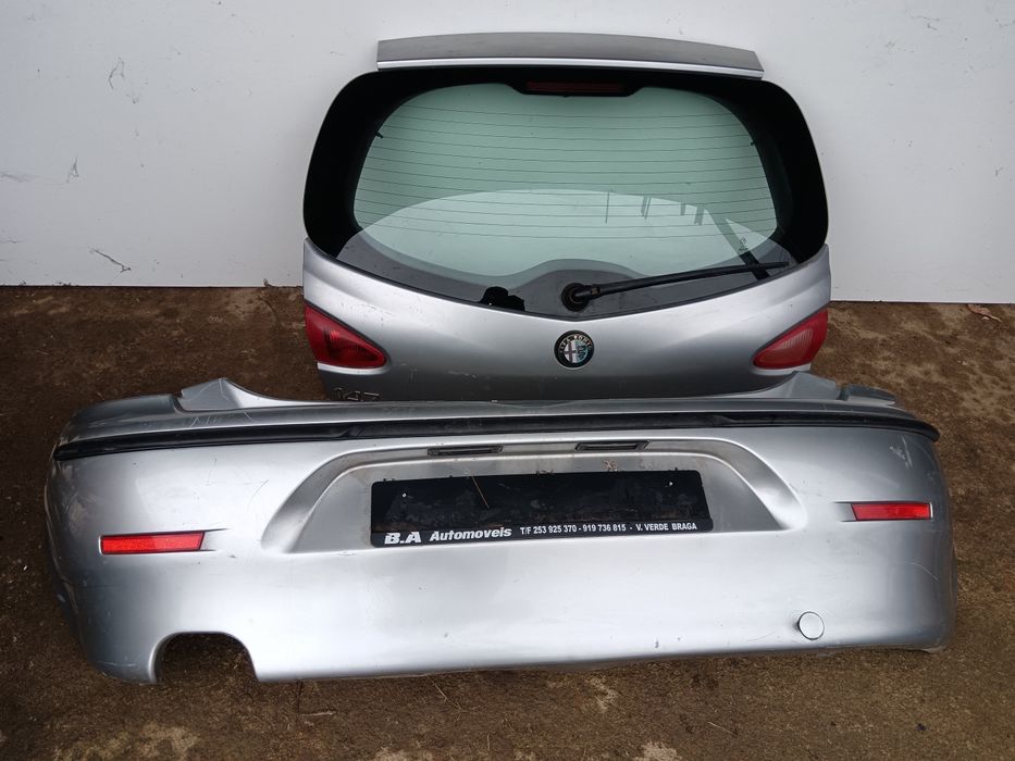 Mala e para choques Alfa Romeu 147. 2002