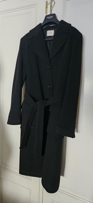 Sobretudo preto Red Globe