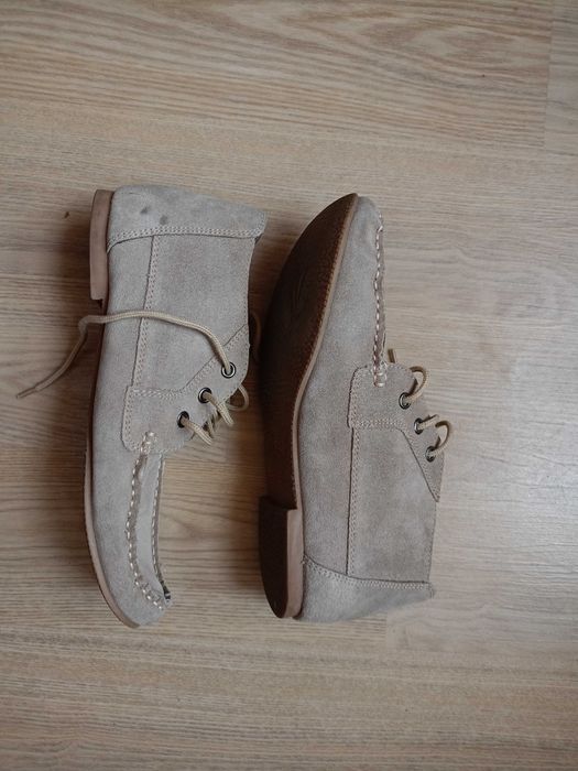 buty skóra naturalna  firmy Caprice rozm. 37,5