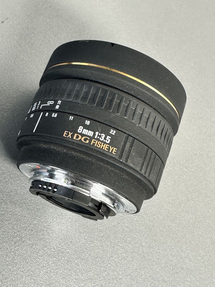 Obiektyw SIGMA 8 mm 1:3,5 EX DG Fisheye Nikon