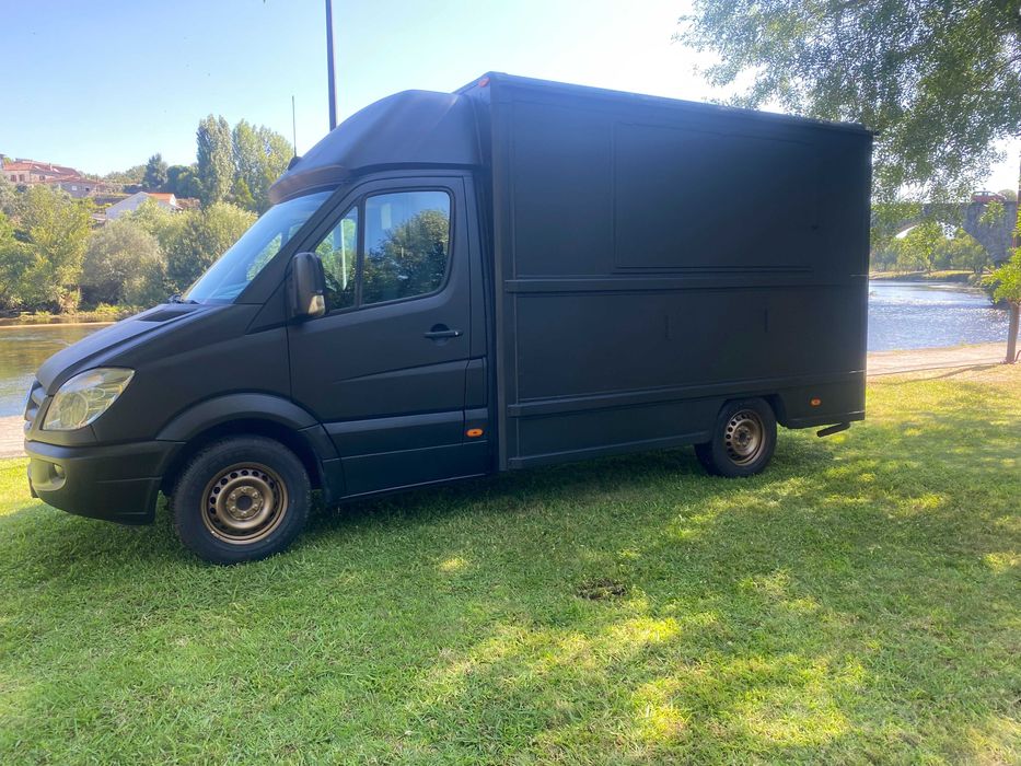 Mercedes Roulote Food truck