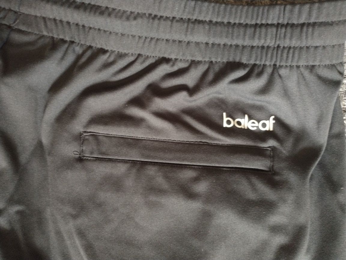 Męskie spodnie dresowe rozmiar XXL marki Baleaf