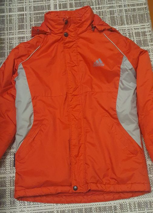 Куртка спортивна демісезонна