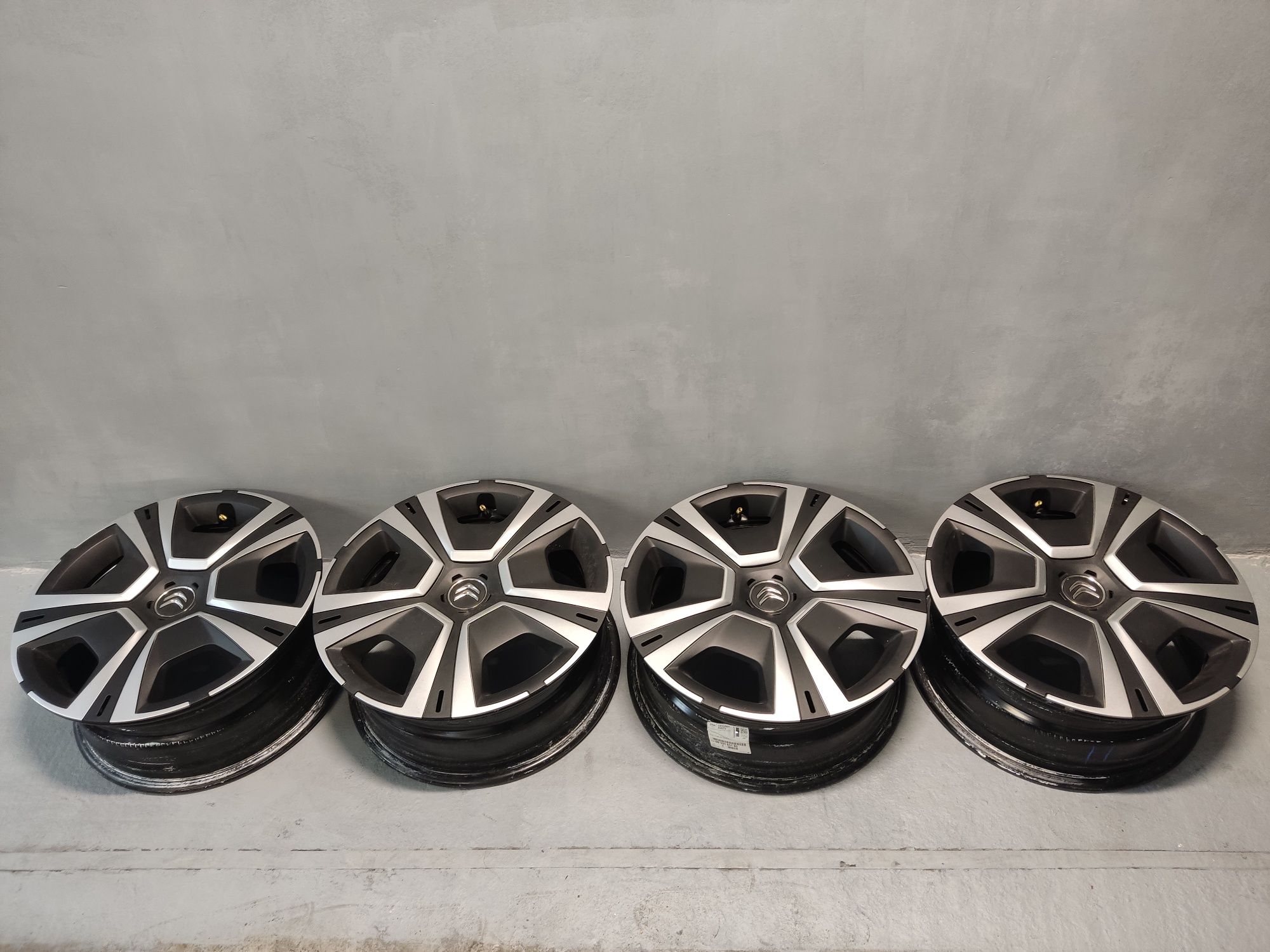 Felgi stalowe 16 Citroen DS3, 4x108, NOWE, 6,5j et 32, strukturalne