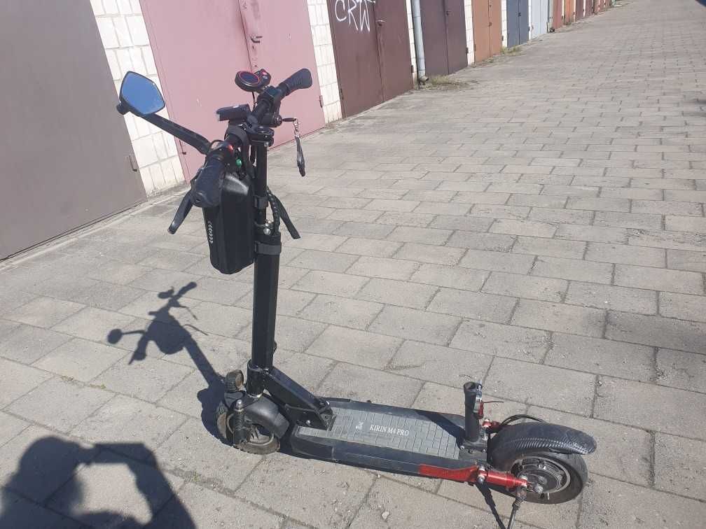 Hulajnoga elektryczna kukirin m4 pro