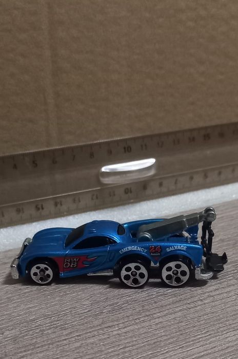 Tow jam hot wheels