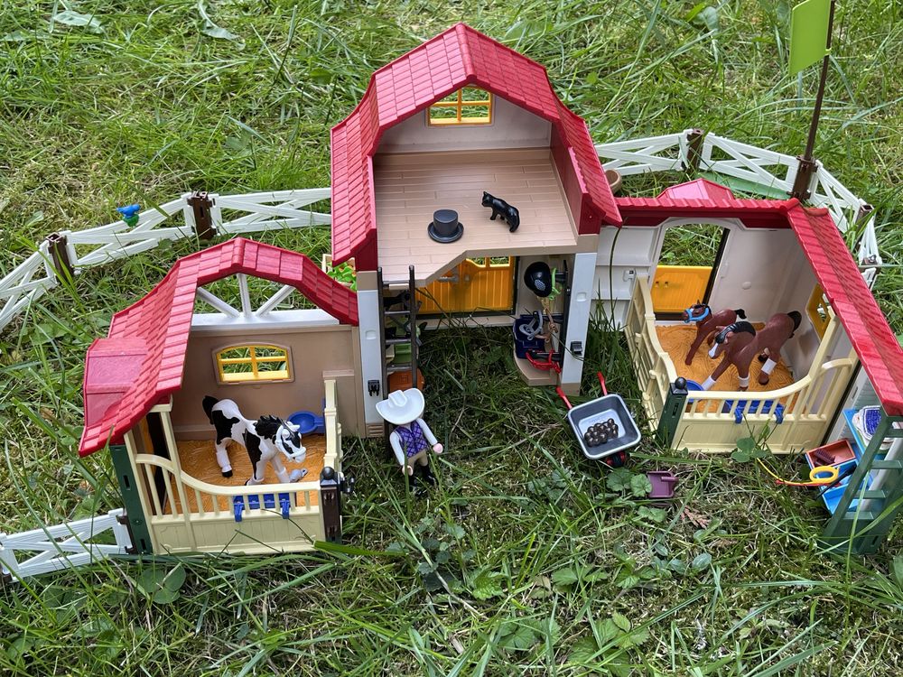 Playmobil 6926 Country Duża stadnina koni