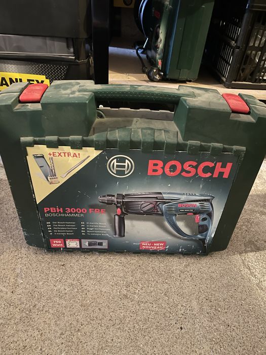 Martelo berbequim Bosh PBH3000