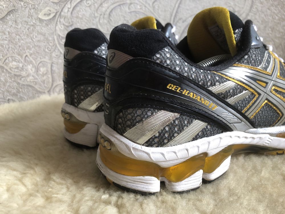 Кросівки Asics Gel Kayano 17 для бігу, повсякдення 44 43,5 43 28 27,5