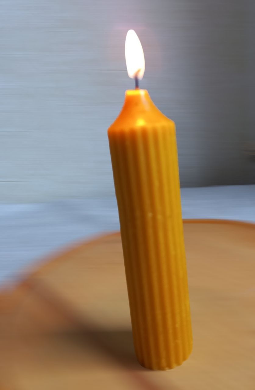 Свічки, свічка з натурального бджолиного воску