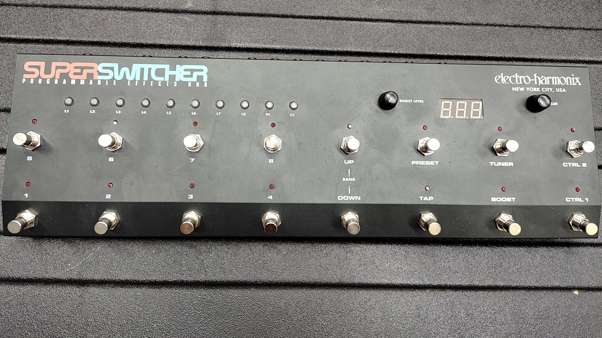 Switcher Electro Harmonix EHX Super Switcher (Przełącznik nożny)