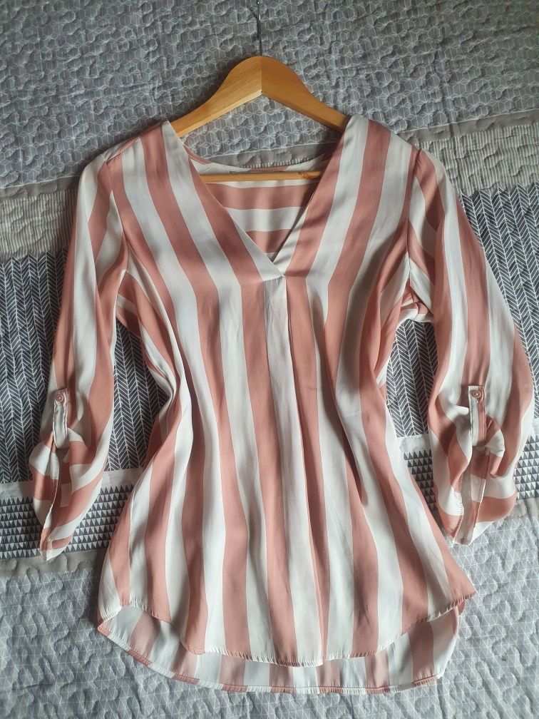 Bluzka Stradivarius koszulowa w paski  letnia