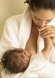 Допомога консультування матусь щодо розвитку немовлят,  щеплень