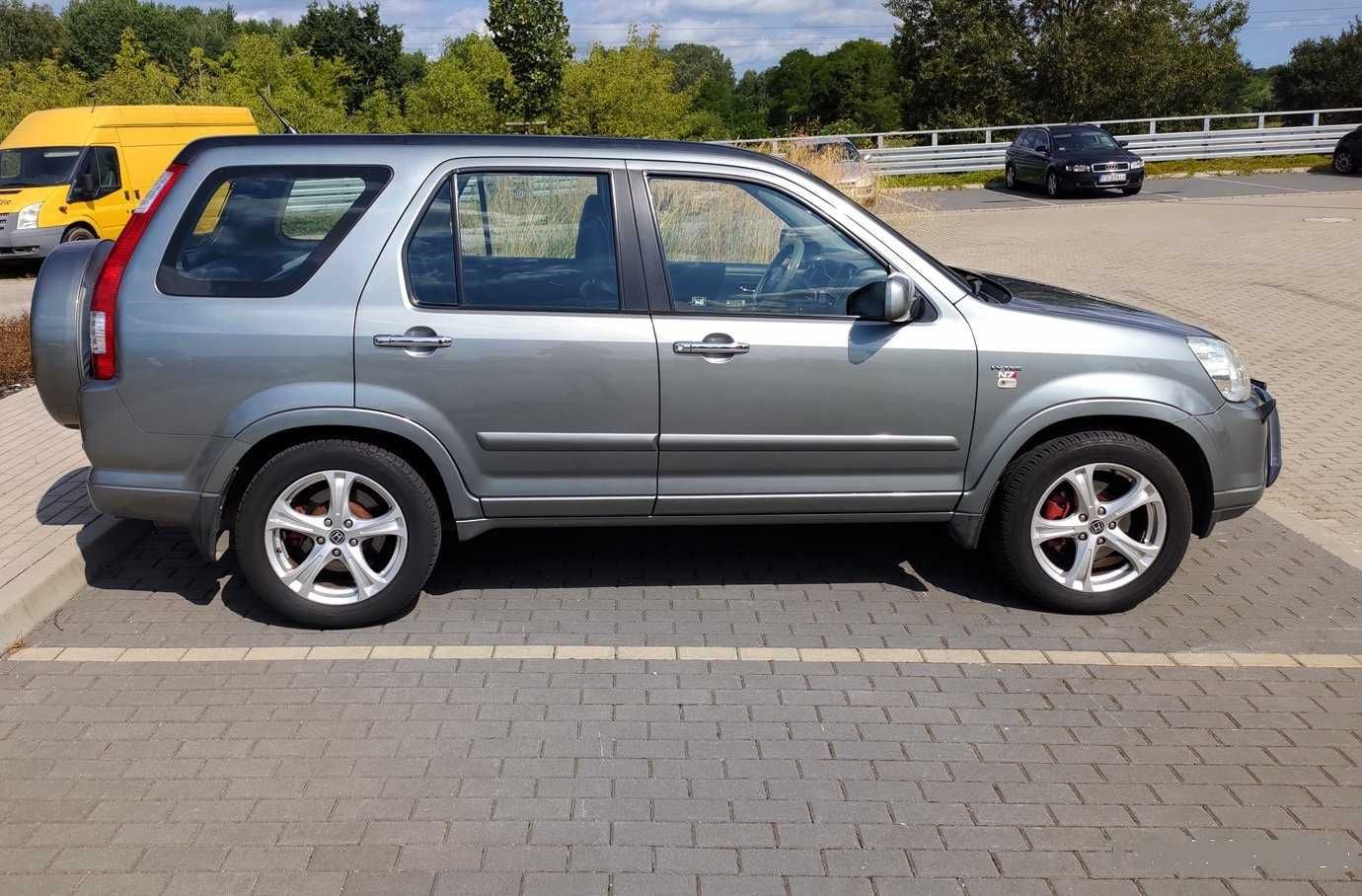 Honda CR-V  2005r. 2.0 4x4 Executive. hak, szyber, klima, skóra, bezwy
