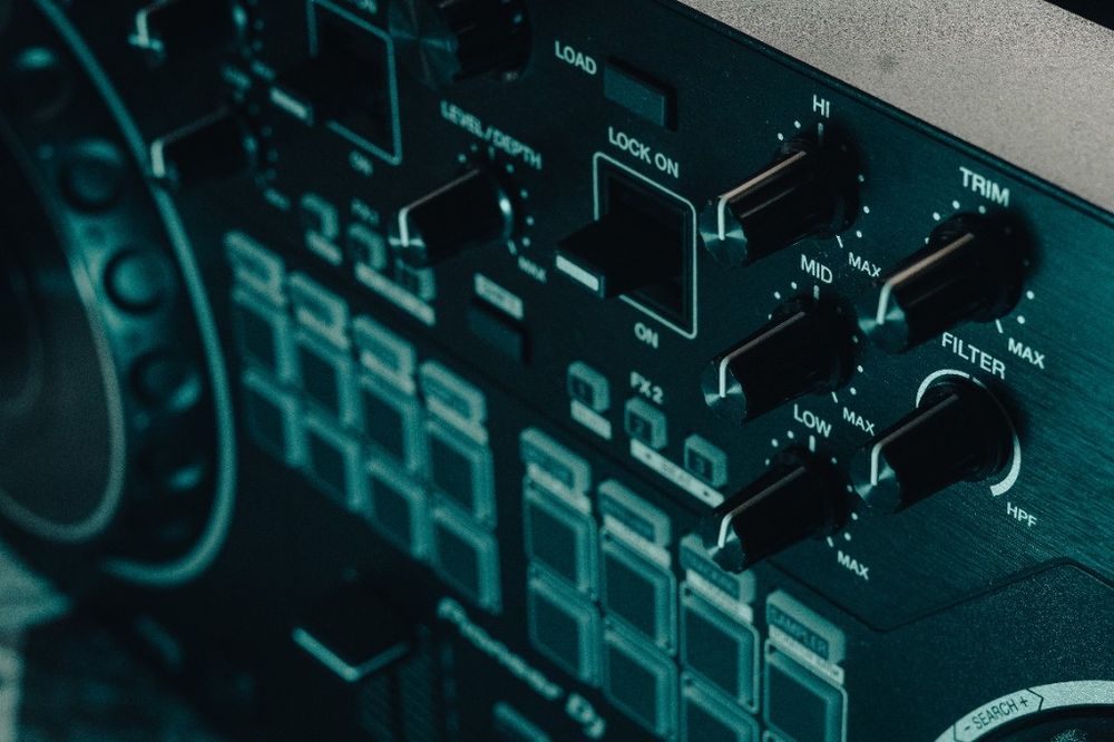 Kontroler Mikser DJ Pioneer DDJ-REV1 Gwarancja do 2027