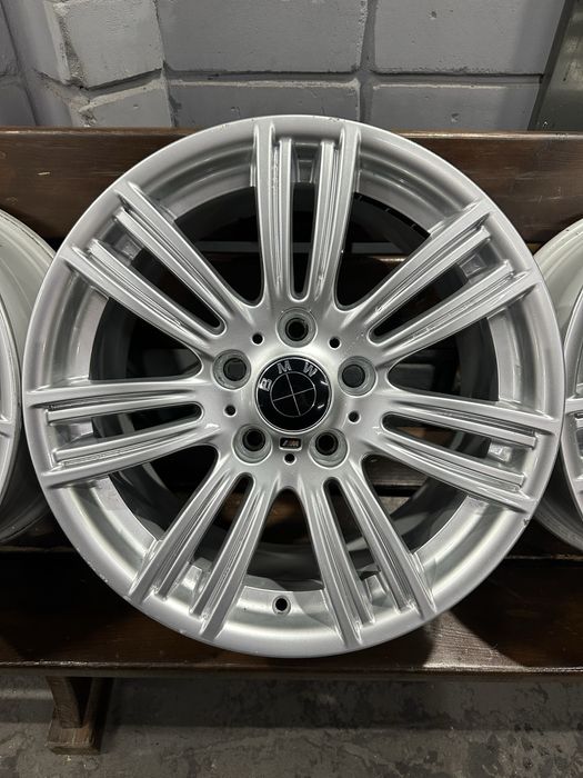 99 Оригинальные разноширокие литые диски BMW 1 2 5/120 R17 style 383