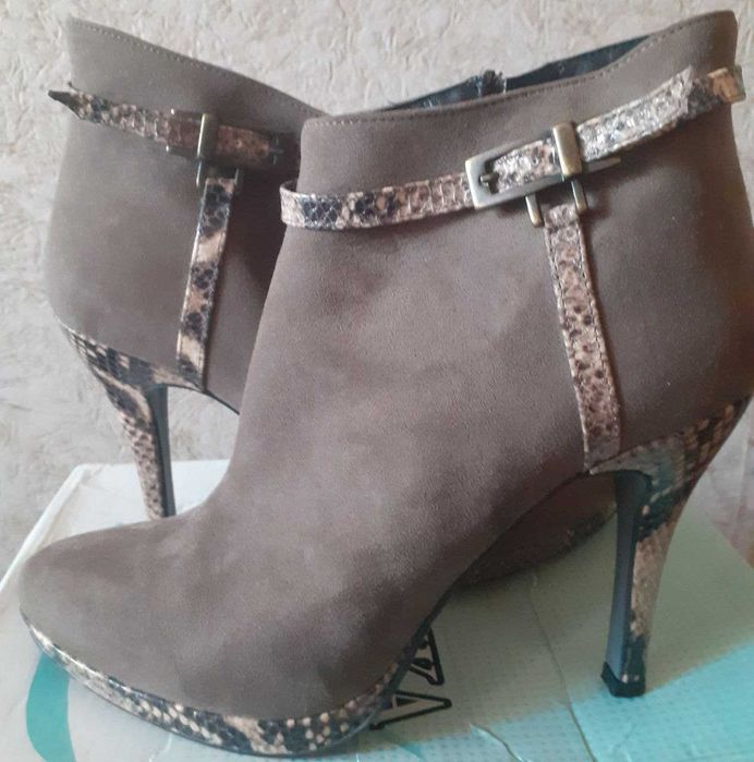 Ботильони замшеві