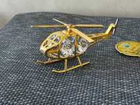 Фигурки из золота 24K с кристаллами Swarovski