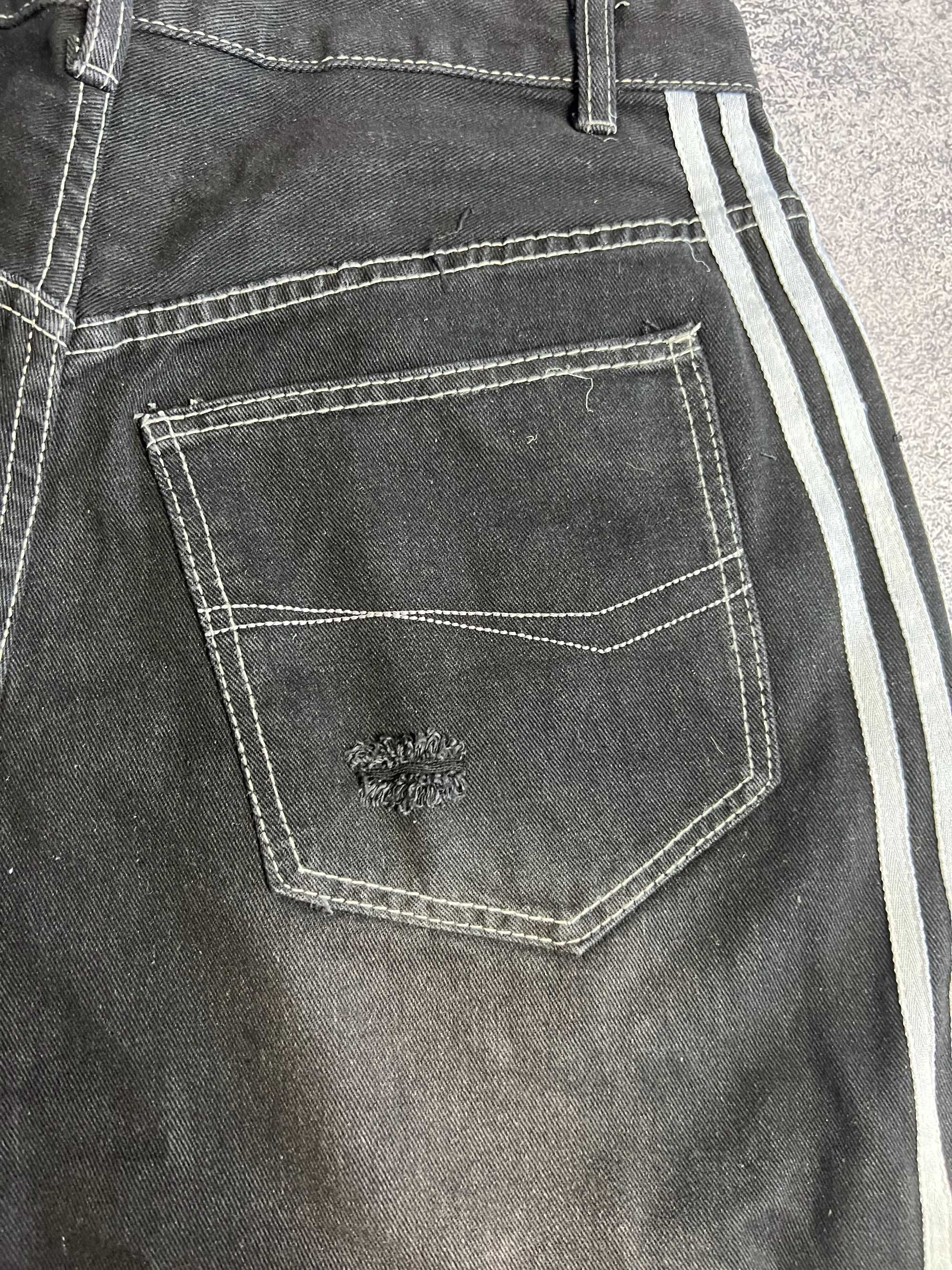 Шорти Balenciaga x Adidas з бірками distressed opium