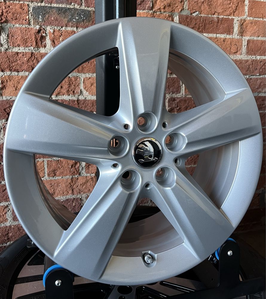 Alufelgi 17 VW Golf Jetta Bora Octavia 5x112 Felgi Nowe Gratis