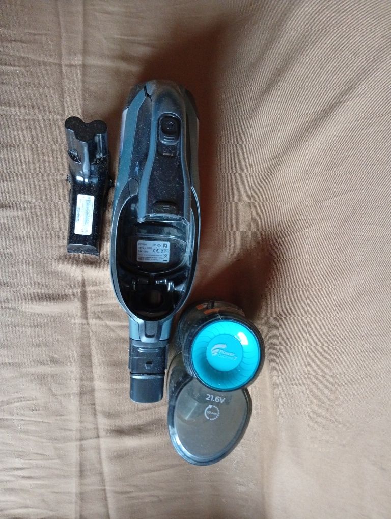 Акумуляторний пилосос PHILIPS SpeedPro Max Aqua FC6904/01