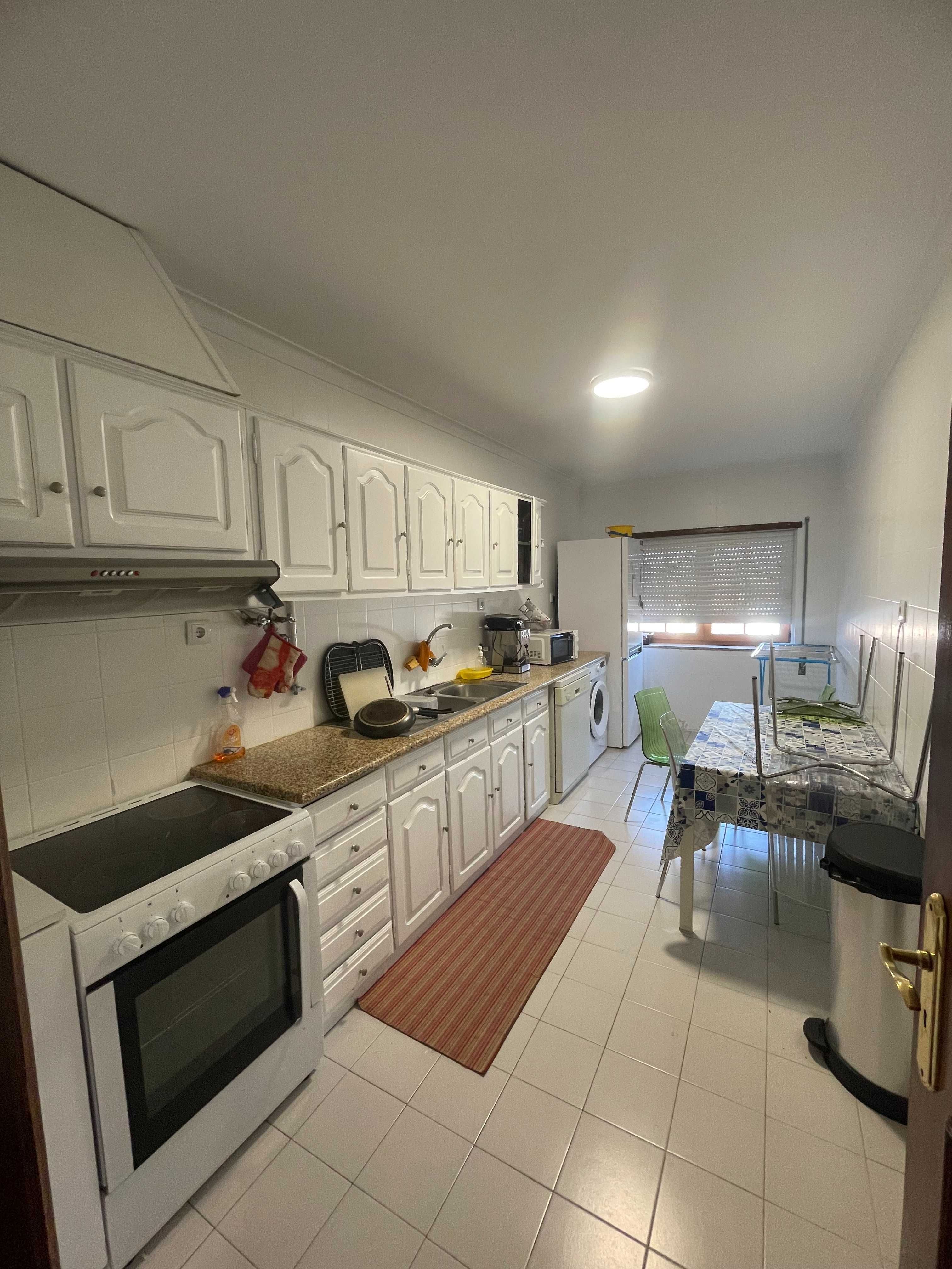 Quarto com varanda para estudante ESEV - Viseu