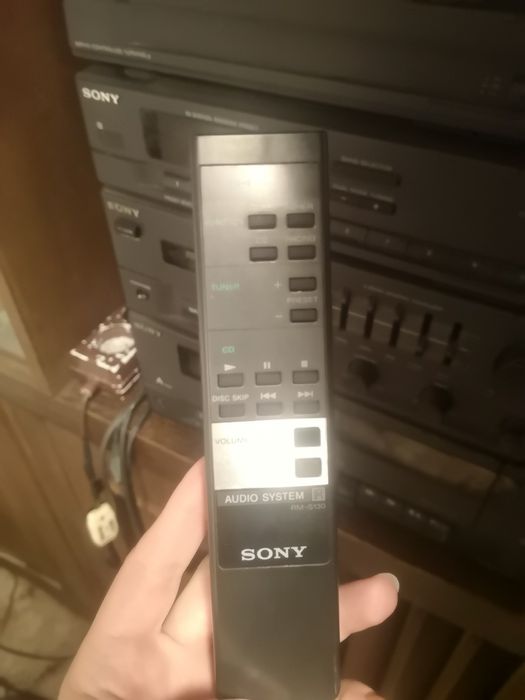 Magnitofon z gramofonem Rezerwacja