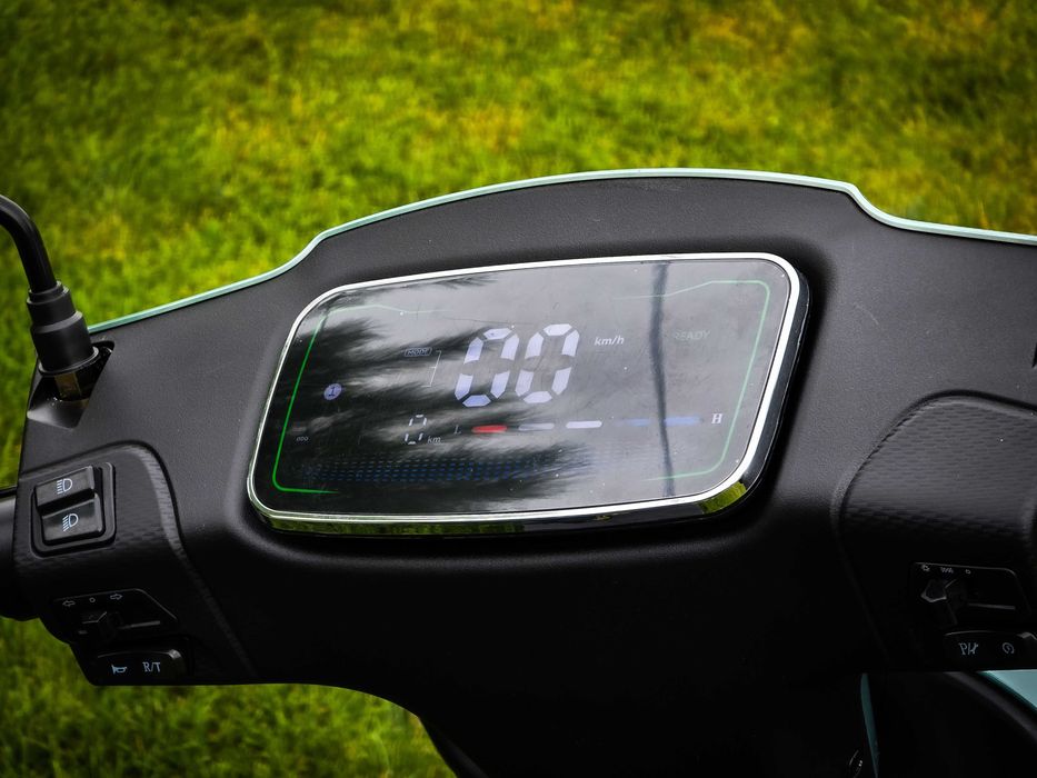 Електроскутер NISA CY-2