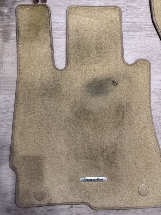 Продам корики ворсовые на 221 мерседес