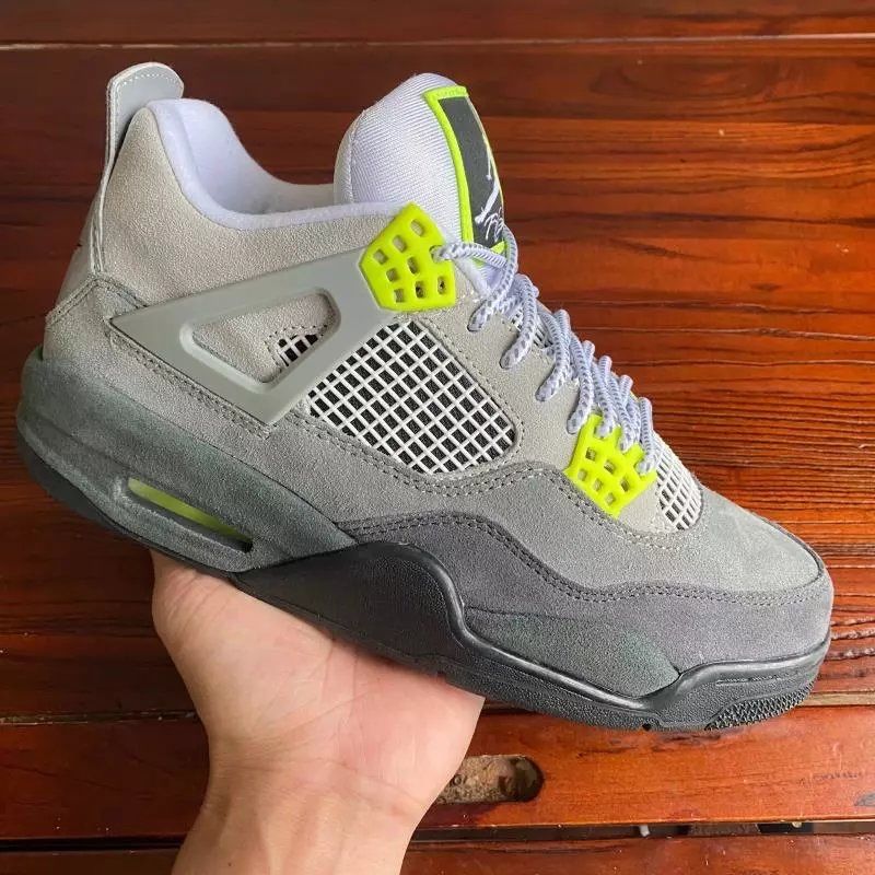 Jordan 4 Neon gray