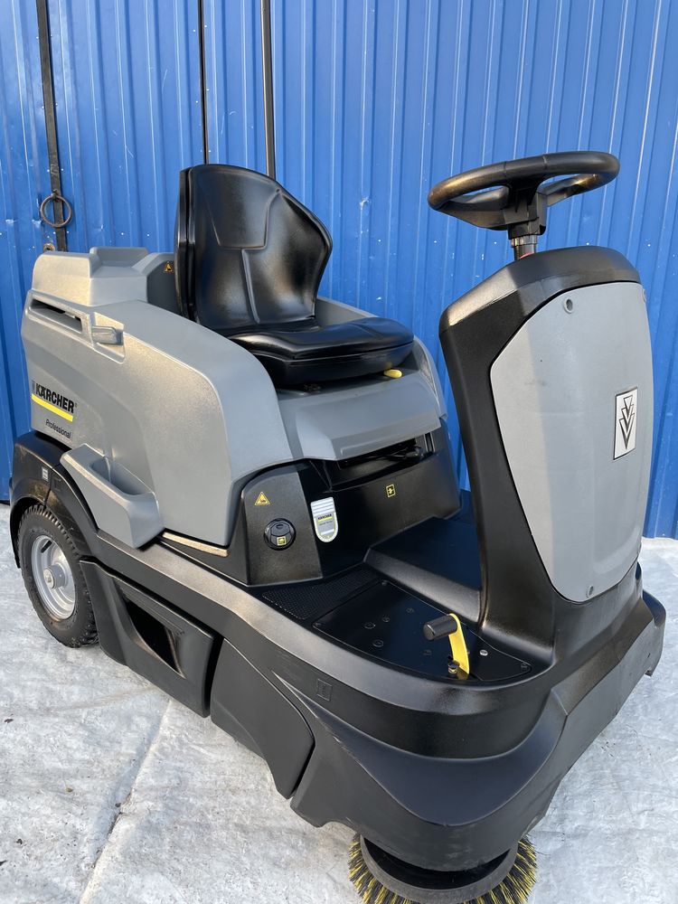 Ваакумно підмітальна машина karcher KM 90/60 подметпльная 100/100