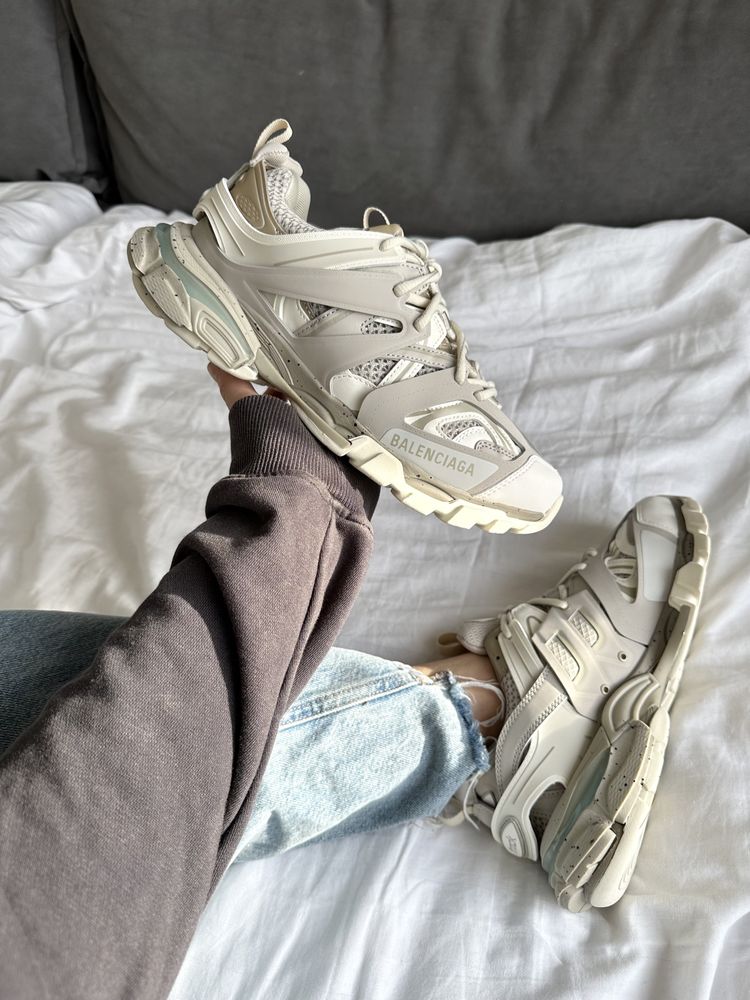 Кросівки Balenciaga Track Recycled Sole in Beige