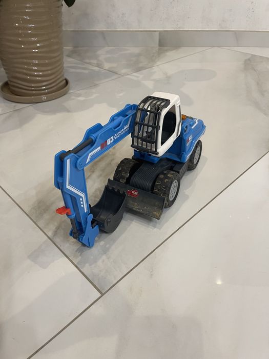 Іграшка трактор Duckie Toys