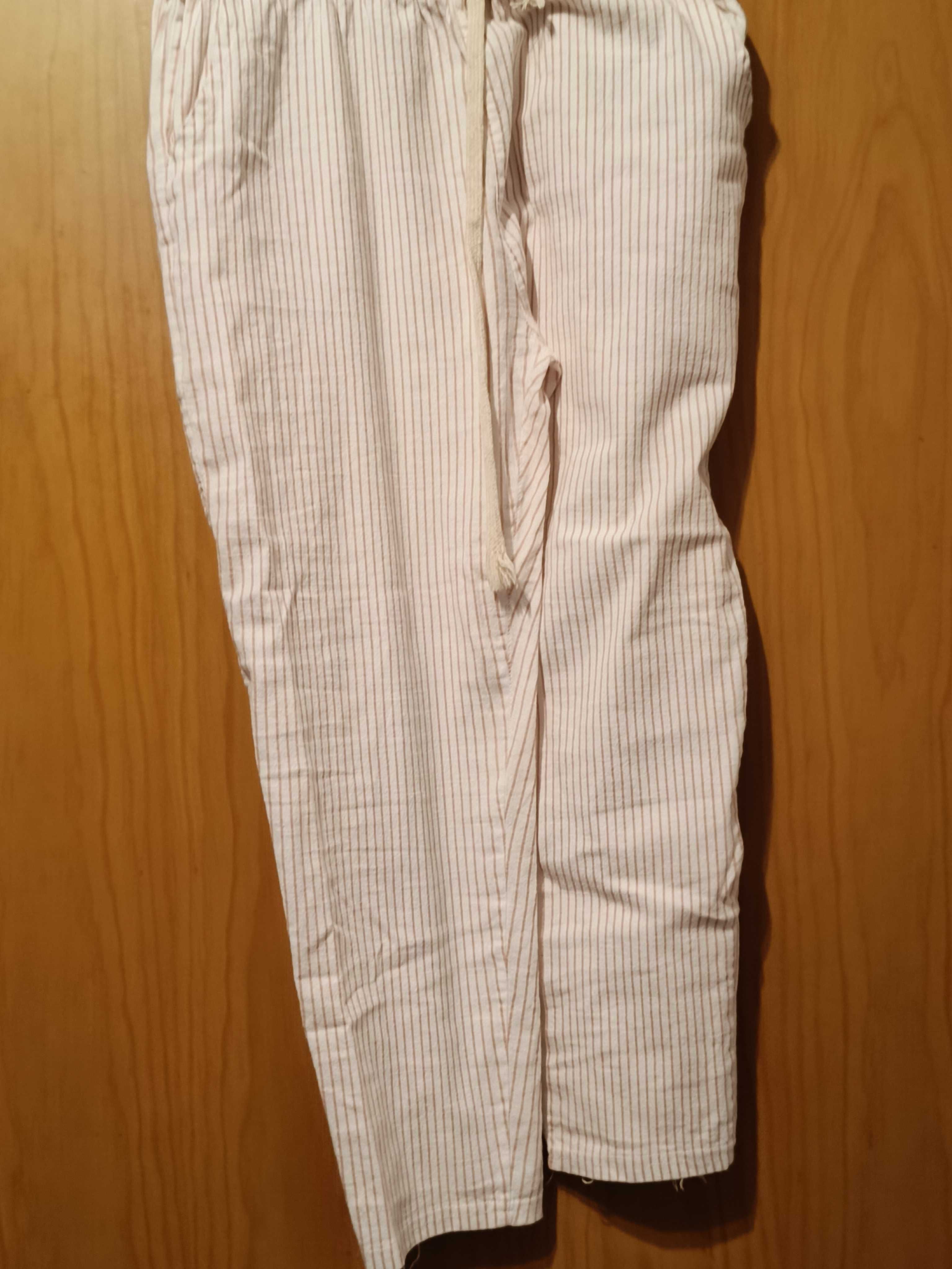 3 pares de calças de senhora tamanho M/L.e umas mágicas. Ver descrição