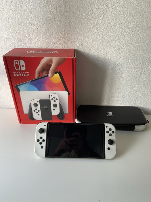 Nintendo Switch OLED - Excelente Estado