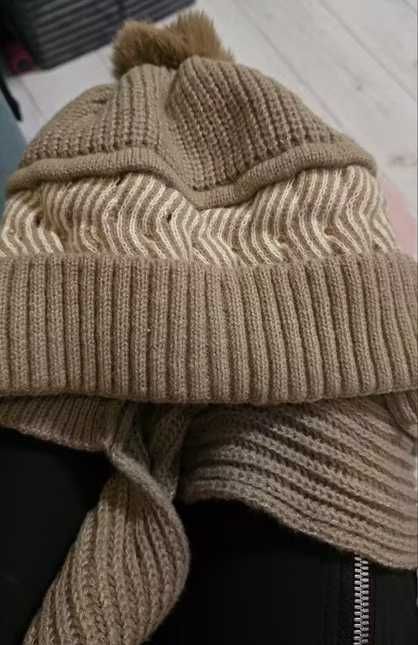 Nowy ciepły zimowy komplet kolor ciemny beż czapka + szalik!!
