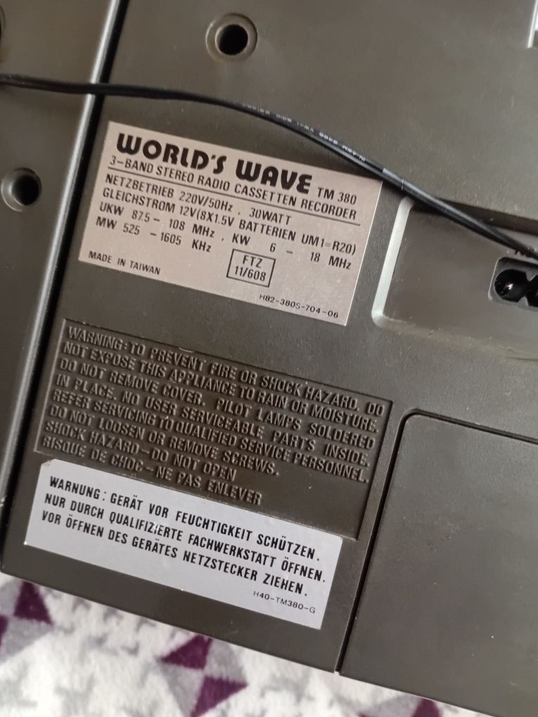 Radiomagnetofon Worlds Wave TM380