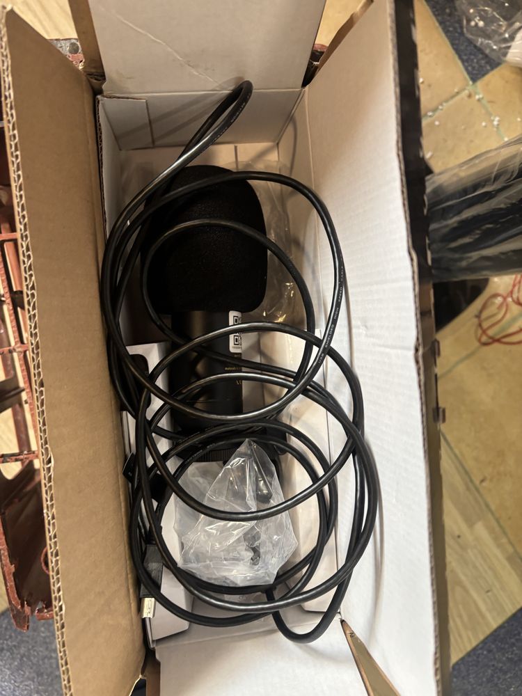 Mikrofon pojemnościowy wokalowy Auna Pro Mic 600
