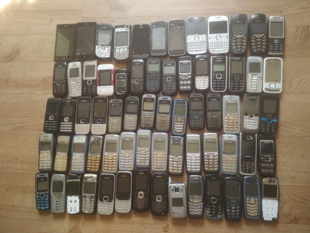 Телефон лот Samsung Nokia LG Nomi Siemens Motorola Fly Ericsson HTC