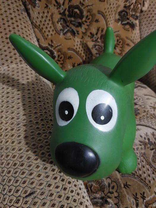 Гумова собачка стрибунець