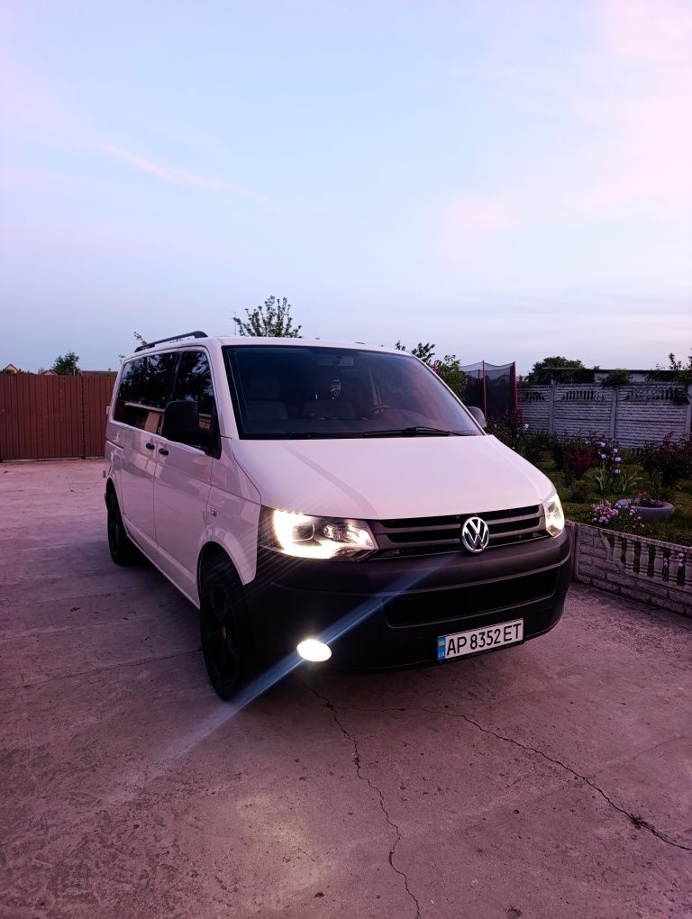 Продам Фольксваген Т5 ( Volkswagen T5)