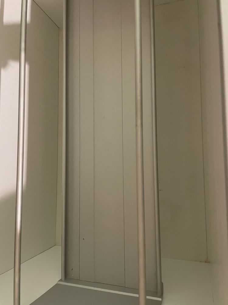 Szafka Ikea stojąca i powieszona