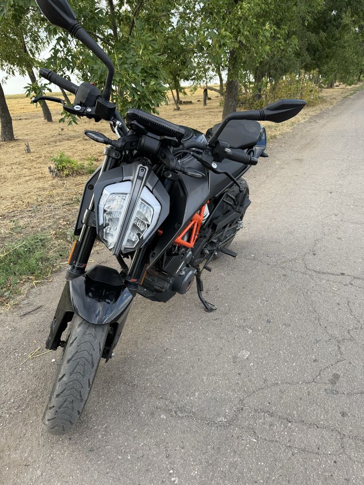 Продам Ktm 390 duke 2023