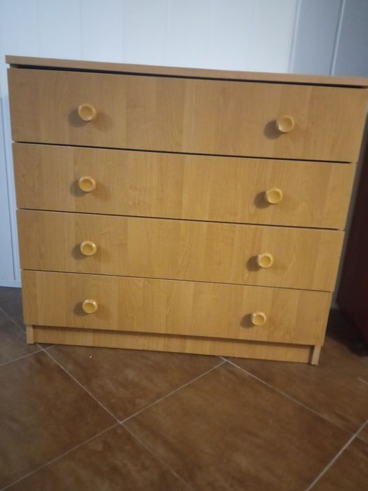 Komoda z szufladami