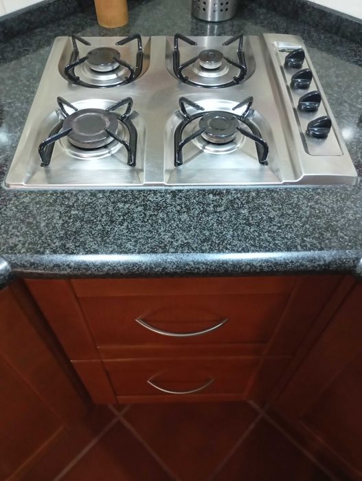 Placa a gás teka de 4 bicos