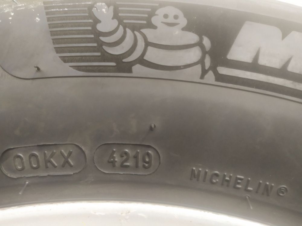 Michelin Pilot Alpin PA5 SUV 255/60 R18 + диски