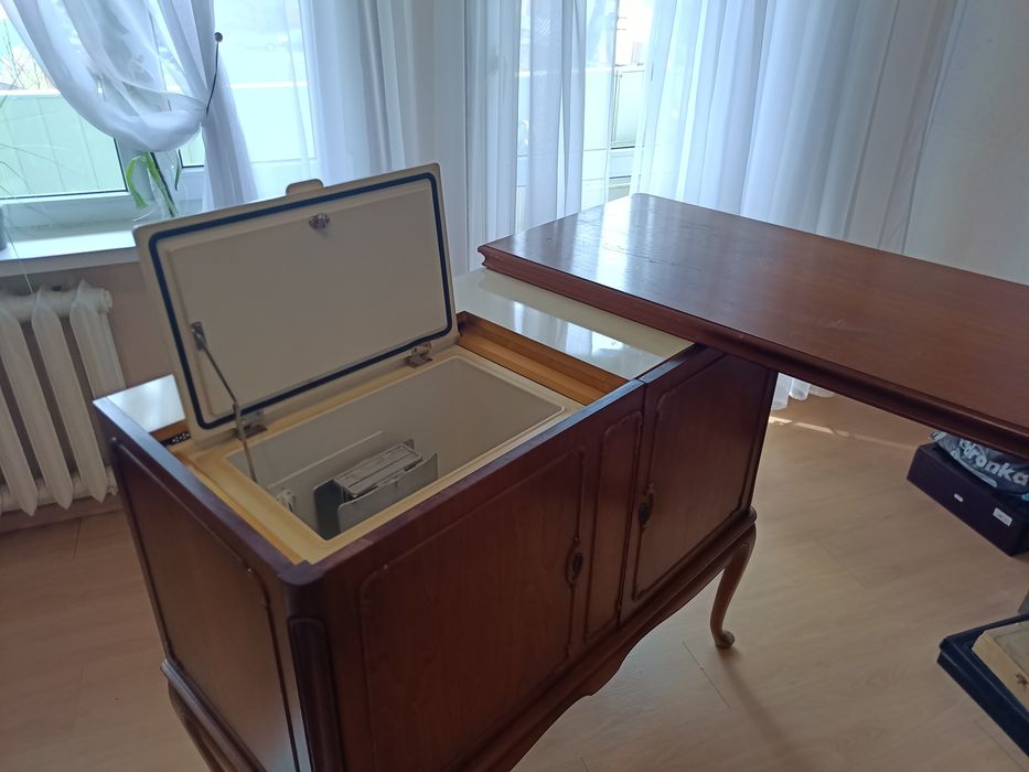 Barek lodówka ludwikowska