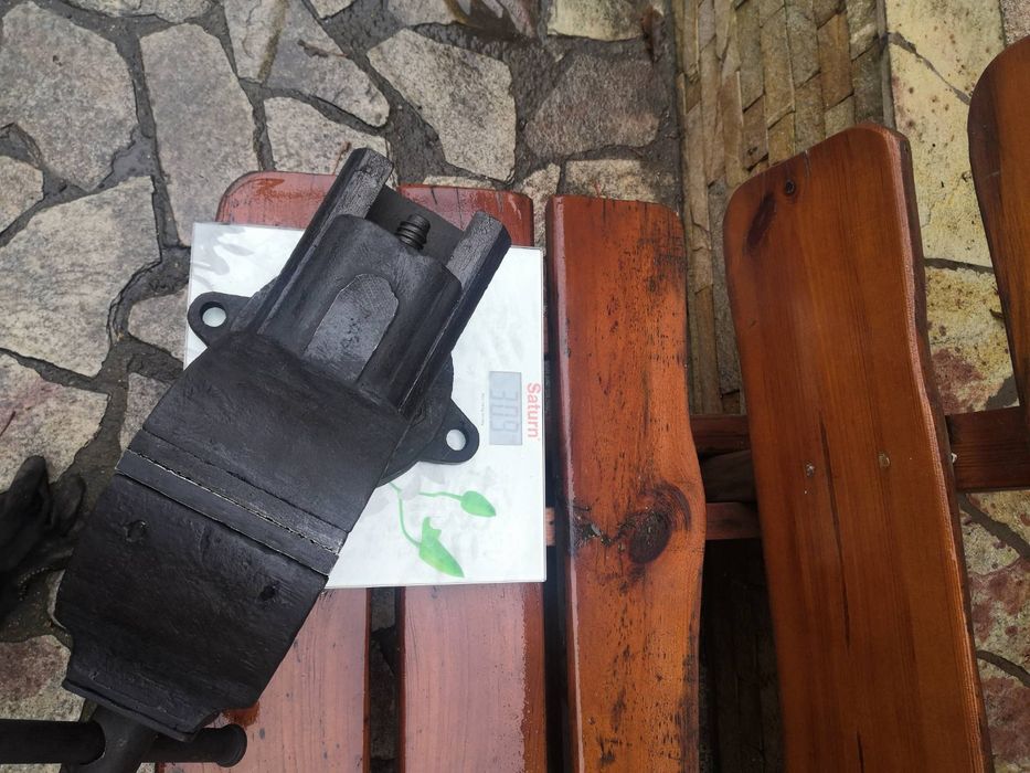 Тиски большие поворотные 120мм.